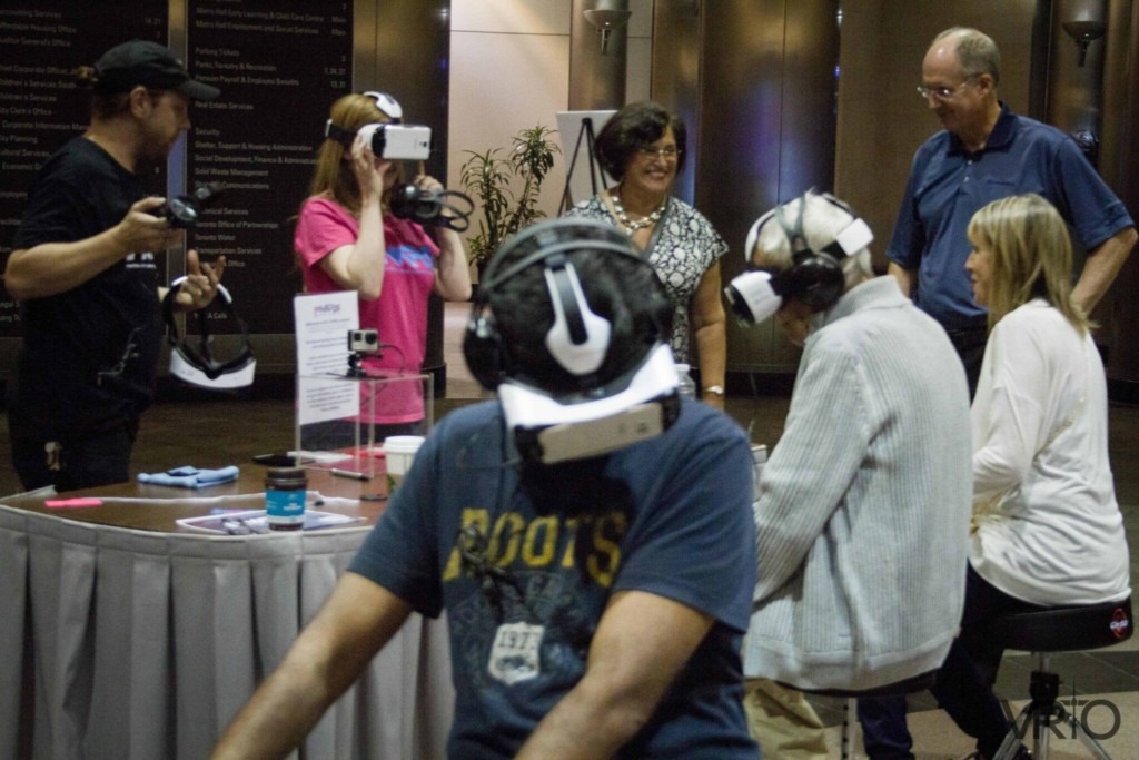 Public enjoys virtual reality at Toronto's Metro Hall Rotunda